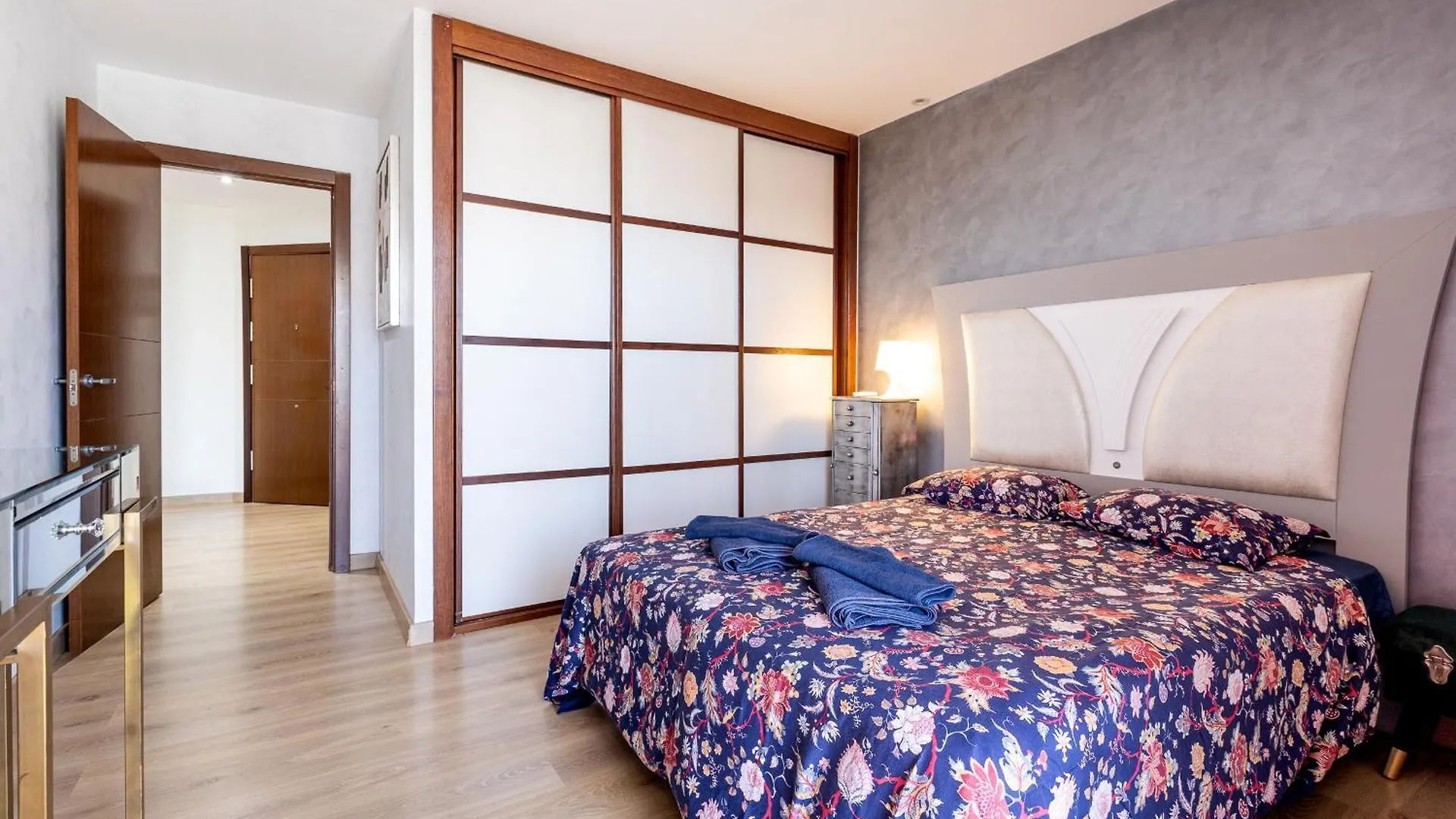 Sunset Palm Mar - Family Friendly Suites Apartment