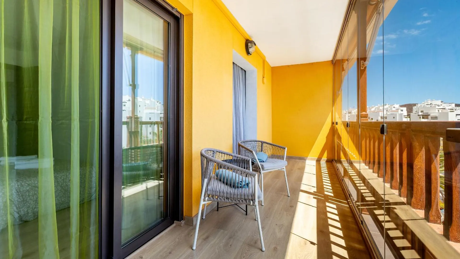 Sunset Palm Mar - Family Friendly Suites Apartment Palm-mar