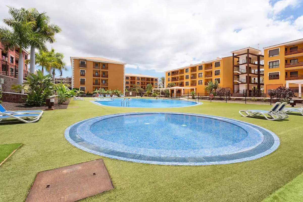 Sunset Palm Mar - Family Friendly Suites Apartment
