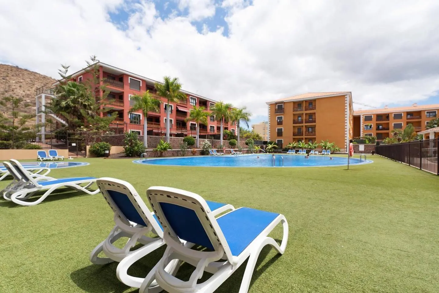 Apartment Sunset Palm Mar - Family Friendly Suites Spain