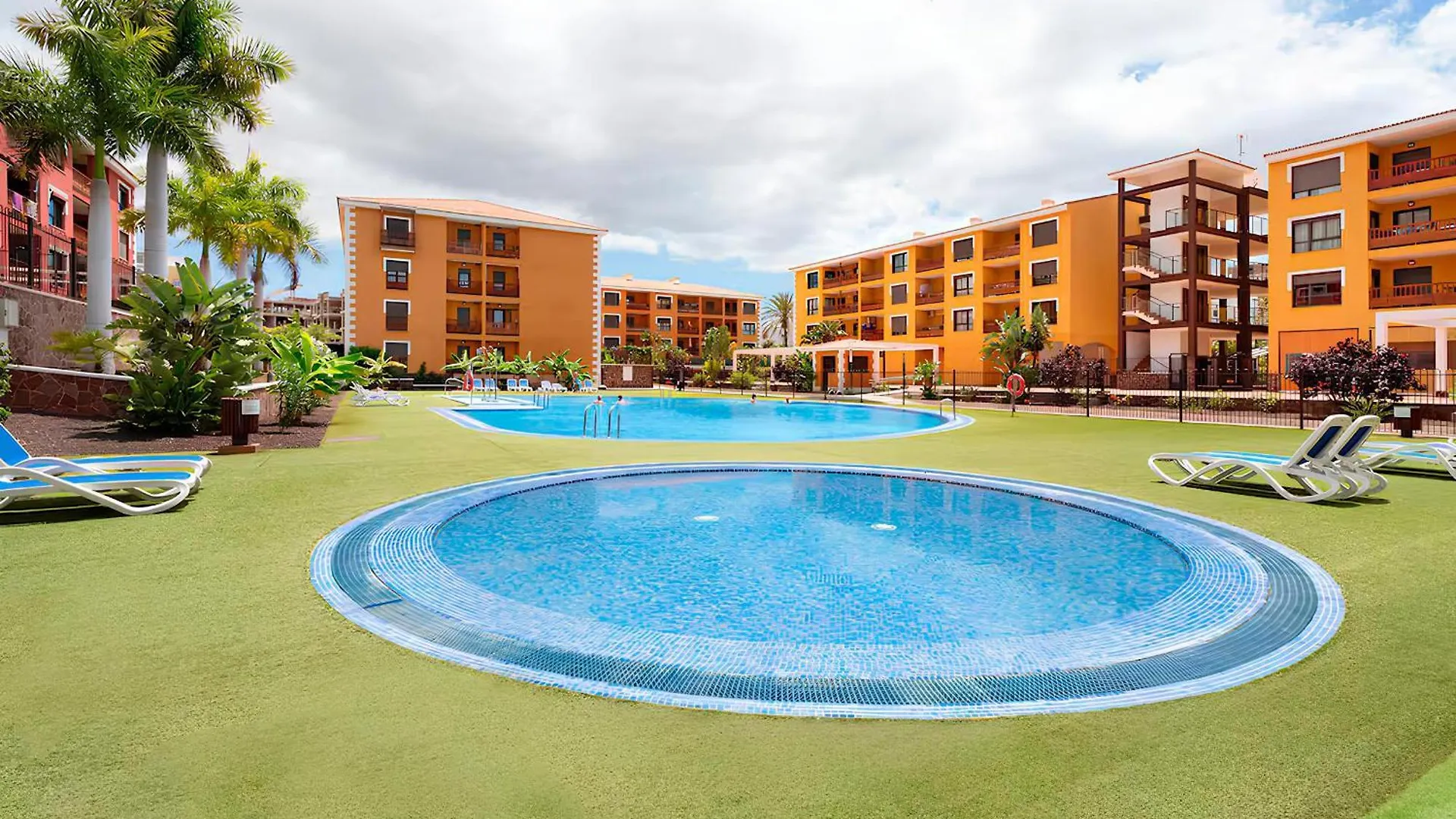 Sunset Palm Mar - Family Friendly Suites Spain